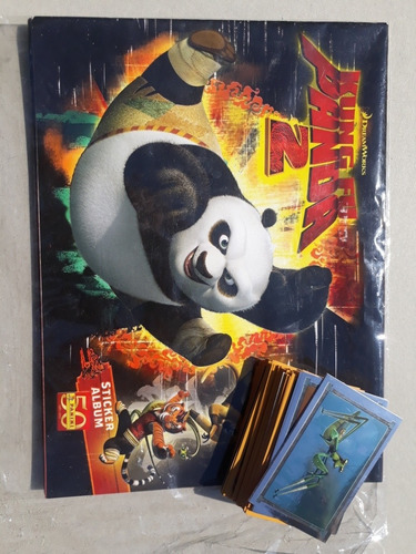 Álbum Kung Fu Panda 2 + 121 Láminas A Pegar / Panini.