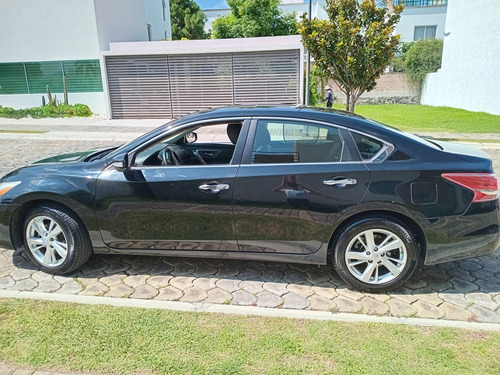 Nissan Altima 2.5 Advance At Piel Cvt