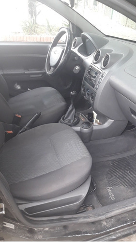 Imagen 6 de 9 de Ford Fiesta Max 1.6 Con Gnc /nafta 2006