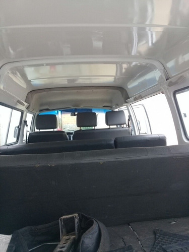 Imagem 8 de 15 de Volkswagen Kombi Estandart Passageiro