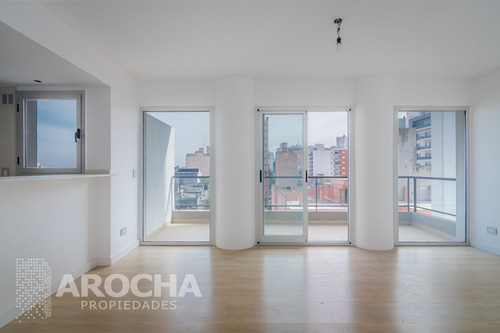 Departamento En Venta 2 Ambientes Quilmes Centro, Con Cochera