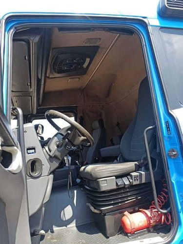 Imagem 14 de 15 de Scania G 420 6x2 2010