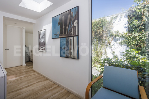 Casa Remodelada, De Amplios Espacios