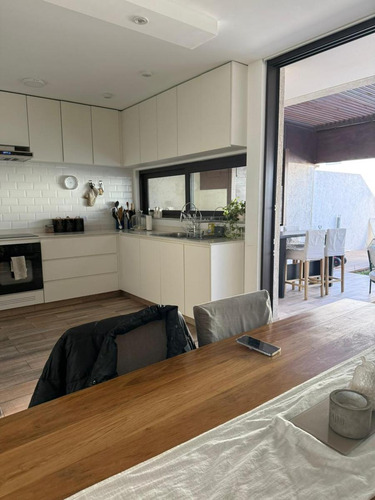 Venta - Increible Duplex 3 Dormitorios 3 Baños En Prados De Manantiales