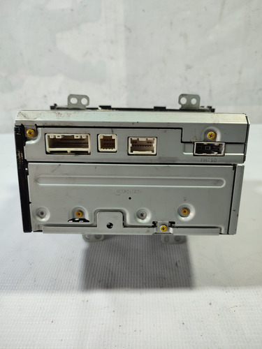 Estereo Nissan Rogue 2.5 Mod 08-14 Original (Usado)