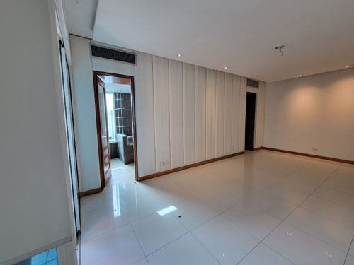 Foxpiantini.com - V118 | Venta De Apartamento En Paraíso | Diseño Moderno Y Vistas Panorámicas