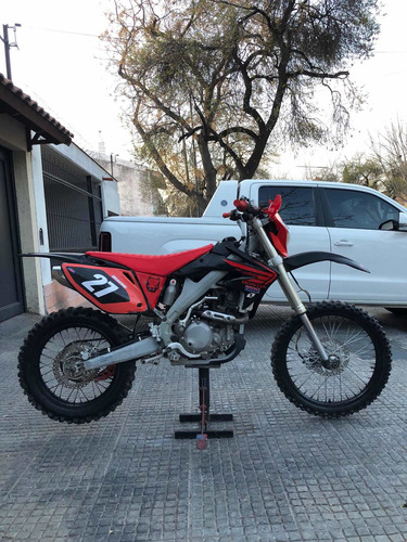 Imagen 3 de 6 de Guerrero Grf 250
