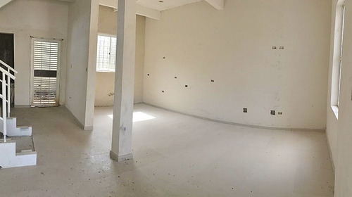 Imagen 4 de 16 de Townhouses Nuevos En Venta El Tigre
