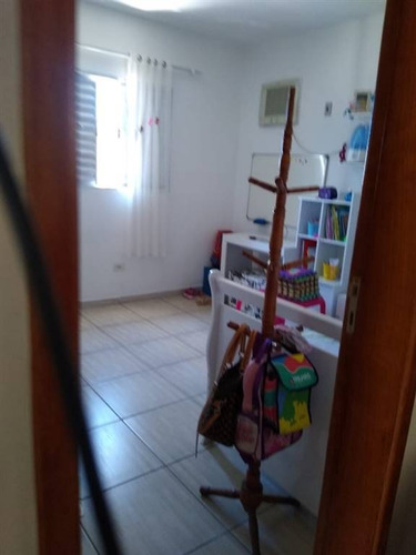 Imagem 13 de 22 de Sobreposta Pra Venda, 2 Dormitórios, Em São Vicente, Bairro Vila Mateo Bei, Seminova, Com Garagem E Em Condomínio. - Hm3308