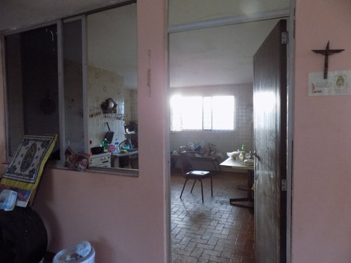 Imagen 20 de 28 de Casa Con Local En Venta