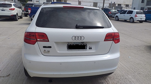 Audi A3 Sportback 2010 1.6 At
