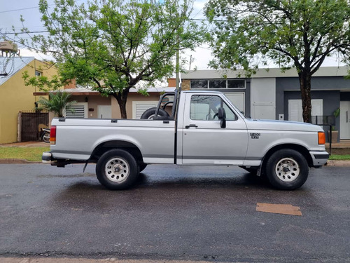 Ford F-100 3.6 Lujo