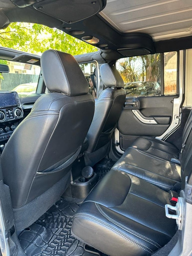 Imagen 12 de 22 de Jeep Wrangler Unlimited Rubicon 3.6 At 2017. Hoffen