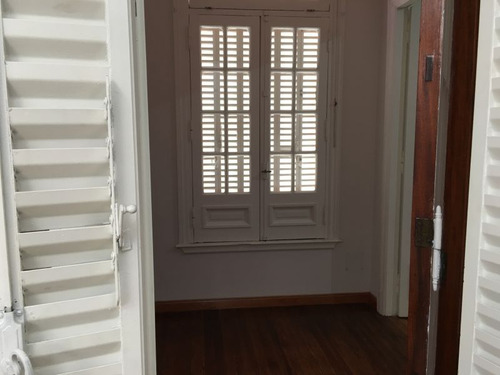 Casa En Venta En Mataderos Residencial