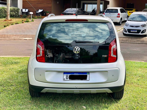 Volkswagen Up! Cross Tsi 1.0 Flex
