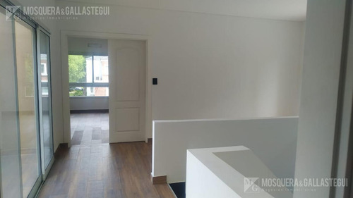 Casa En Venta - Boat Center.