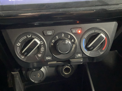 Suzuki Swift Smart Lrcd86