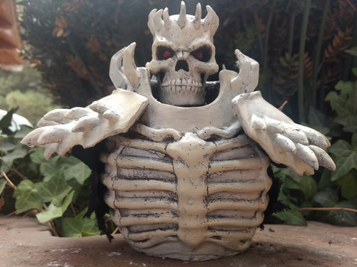 Skull Knight, Busto -berserk-