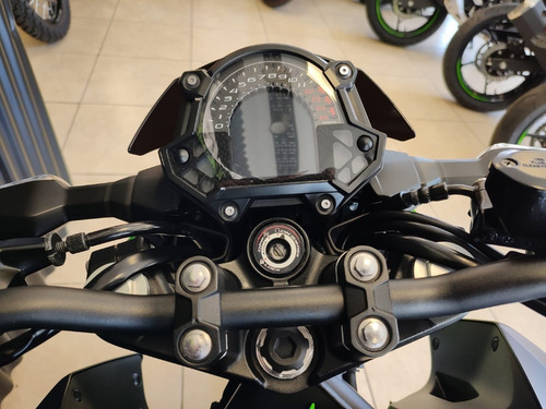 Imagen 14 de 25 de Kawasaki Z400 ( No Mt03 Ktm Duke 390 ) Tomo Permutas
