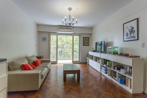 Hermoso Departamento De 4 Ambientes. Excelente Ubicacion. A Metros Del Subte B.