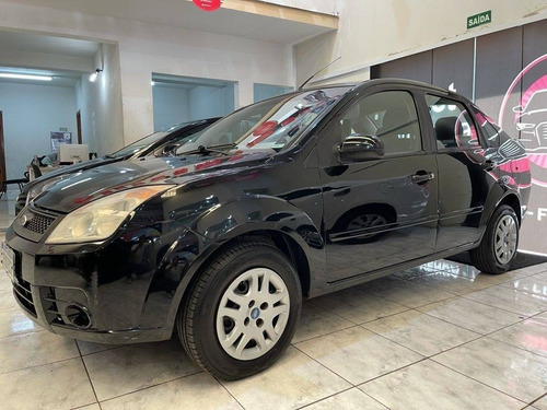 Imagem 1 de 9 de Ford Fiesta 1.6 Mpi Class Sedan 8v Flex 4p Manual