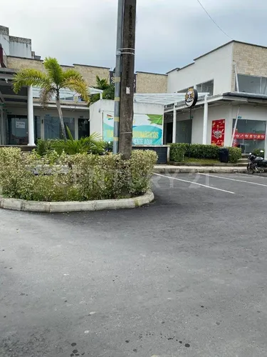 Local Comercial En Arriendo