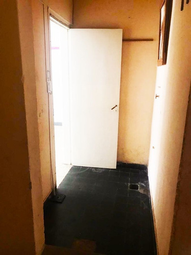 Imagen 2 de 9 de Local Comercial En Venta Sobre Av. San Martín Ubicado En Cosquín