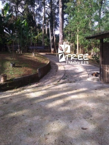 Imagem 1 de 9 de Venda De Linda Chácara Próxima À Divisa Com São Paulo Terreno Cercado, Local Com Características De Condômino Porém Não É Fechado. Casa Toda Reformada - Ch00099 - 69201408