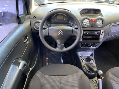 Imagem 4 de 8 de Citroen C3 Glx 1.4 2007