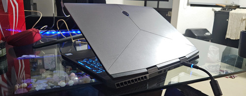 Laptop Dell Alienware M15 R1 Core I7 Nvidia Rtx6gb Unica Negro (Usado)