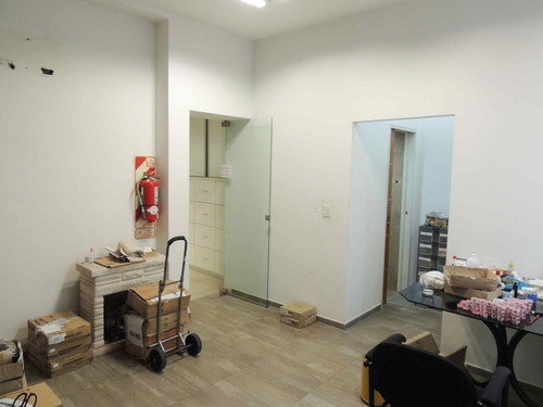 Venta Edificio Comercial En Esq. Lomas Del Mirador