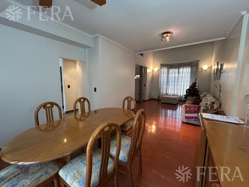 Venta De Casa 5 Ambientes Con Cochera En Don Bosco