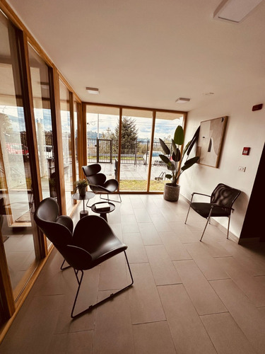 Centrico Departamento 1d1b En Edificio Ochagavia