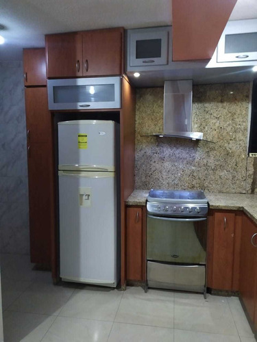 Imagen 2 de 12 de Apto. En Alquiler En Turmero 04243178724