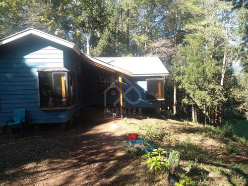 Soñada Parcela Con Casa En Venta 8.000 M2- Pucón