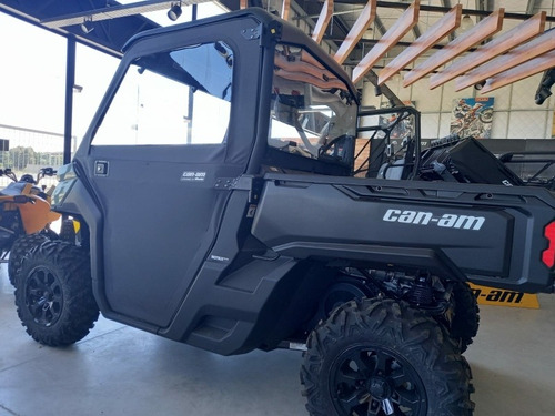 Imagen 3 de 8 de Can Am Defender Hd8 Dps Cabinado Motoswift Fco Alvarez