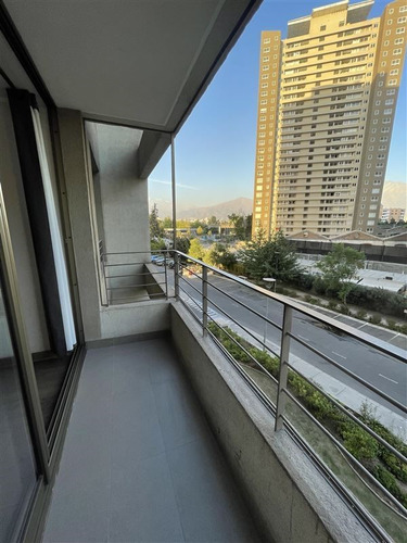 Rebajado, En Venta 1d1b Incluye Bodega, A Pasos Del Metro