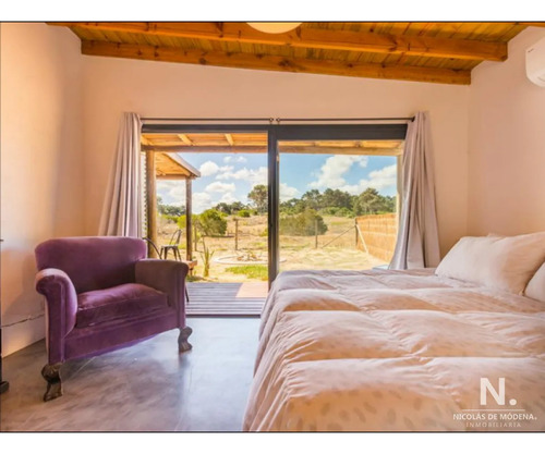 Se Vende En Arenas De José Ignacio, Casa De 5 Dormitorios En Suite.