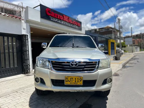 Toyota Hilux 2.5 Imv 4x2 g7