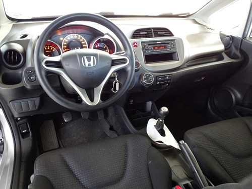 Imagem 5 de 13 de Honda Fit Lx Flex 2009/2010 - Itamarati Veículos