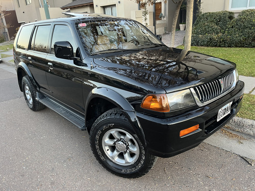 Mitsubishi Nativa 3.0 Ls V6 4x4