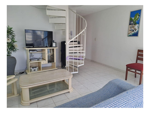 Imagen 5 de 19 de Venta Y Venta Temporario Apartamento Penthouse De 2 Dormitorios En Península, Punta Del Este.