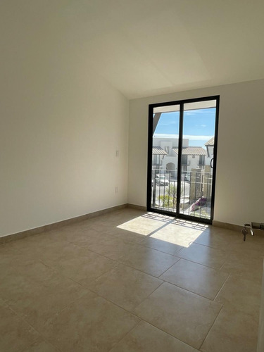 Excelente Casa Nueva En Zibata Samare Querétaro 3.5