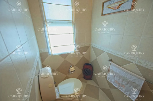 Casa Con Piscina En Alquiler Temporada, La Barra