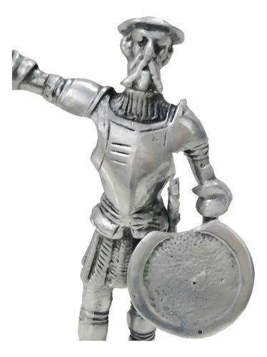 Dom Quixote Prata Grande Em Alumínio Base Madeira Estatueta Cor Dourado-escuro