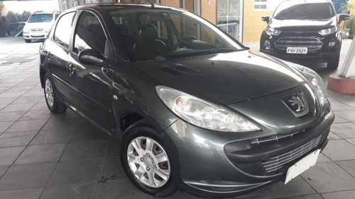 Peugeot 207 1.4 Xr 2011
