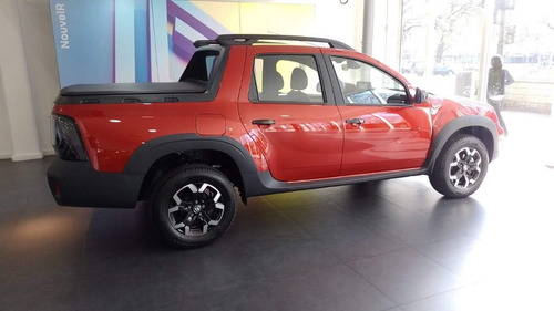 Imagen 9 de 22 de Renault Oroch 1.3t Cvt Iconic 2022 0km Toro Amarok Hilux G