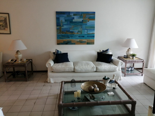 Imagen 6 de 30 de Apartamento Venta Oportunidad! 2 Dormitorios Muy Buen Estado Muy Amplio