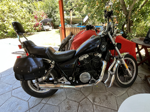 Honda 750 Año 88 Completamente Al Día Rev Tec 02/26se Vende