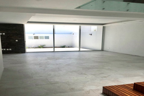 Imagen 2 de 14 de Casa Nueva Muy Amplia En Coto A 5 Minutos De Plaza Andares